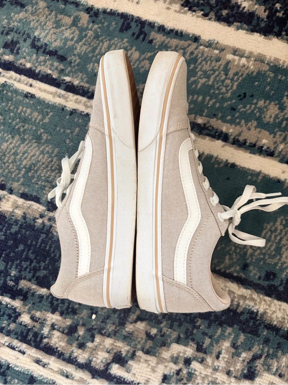 EUC Vans women’s size 10 Ward Lo Sneakers in “Taupe” - Picture 3 of 8